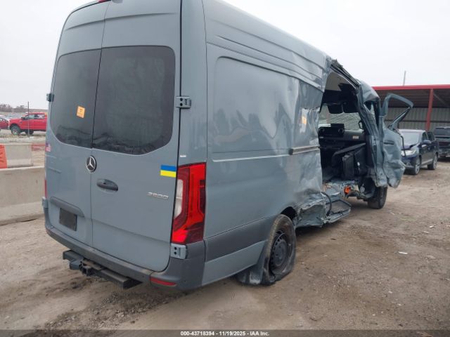 2024 MERCEDES-BENZ SPRINTER 2500 W1W4NCHY0RT188520 Photo 3