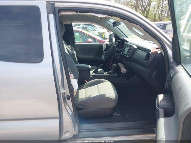 2019 TOYOTA TACOMA 5TFRX5GN5KX139147 Photo 4