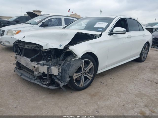 2019 MERCEDES-BENZ E 300 WDDZF4JB0KA677081 Photo 1