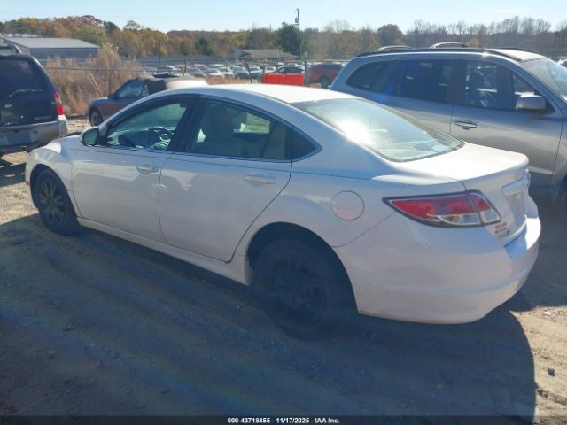 2010 MAZDA MAZDA6 1YVHZ8BH5A5M55256 Photo 2