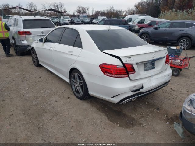 2014 MERCEDES-BENZ E 350 WDDHF8JB9EA935170 Photo 2