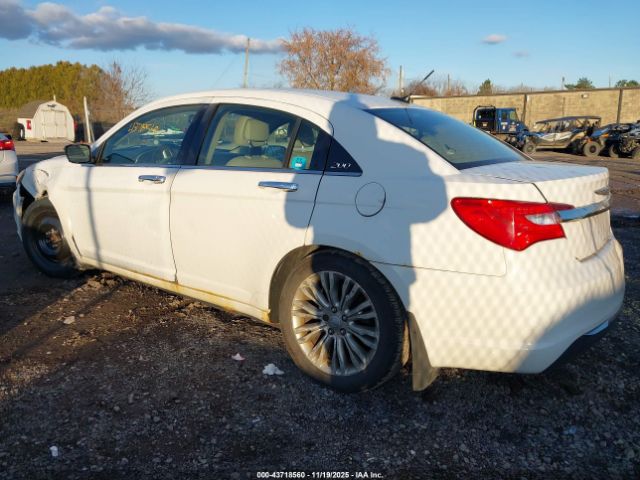 2012 CHRYSLER 200 1C3CCBCB1CN183532 Photo 2