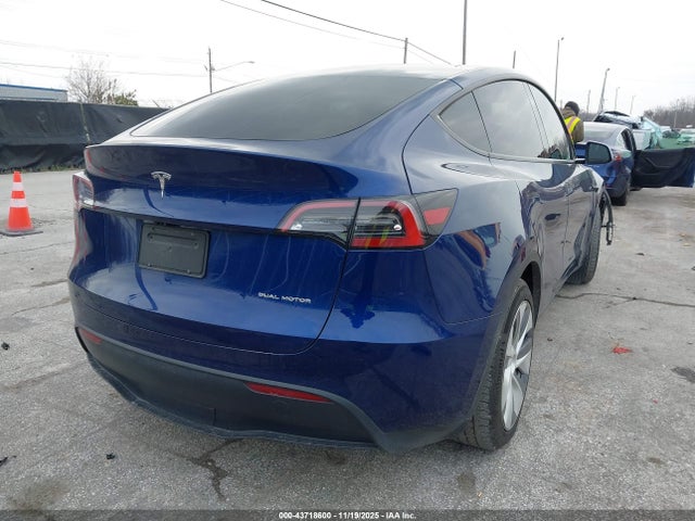 2023 TESLA MODEL Y 7SAYGAEE1PF909534 Photo 3