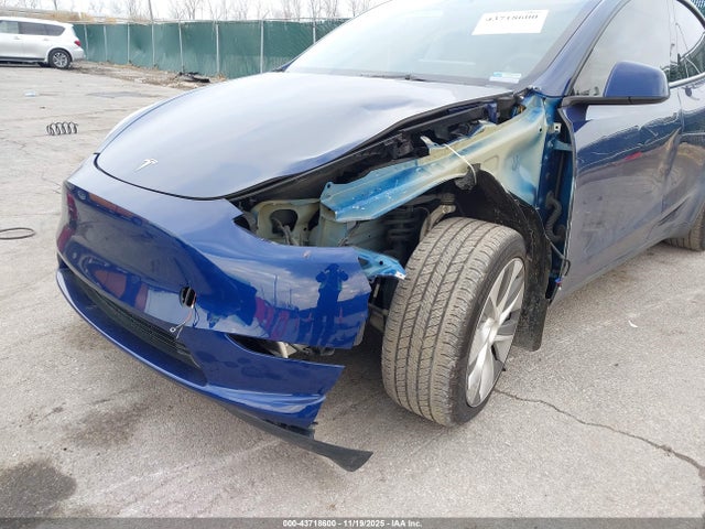 2023 TESLA MODEL Y 7SAYGAEE1PF909534 Photo 5