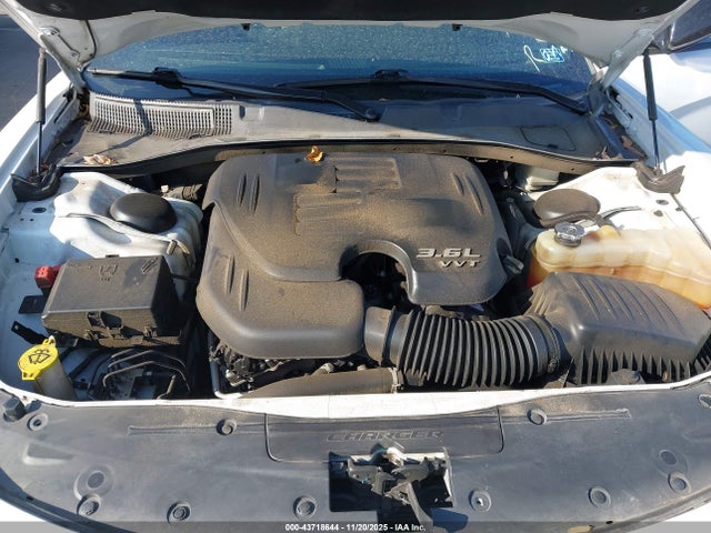43718644 :رقم المزاد ، 2C3CDXBG0LH144401 vin ، 2020 Dodge Charger Sxt Rwd مزاد بيع