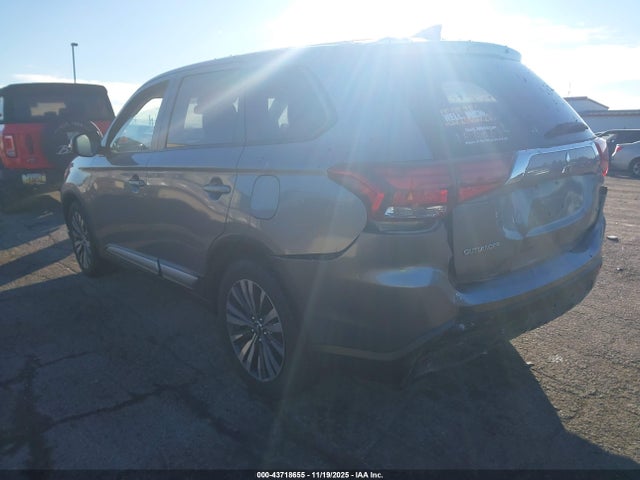 2020 MITSUBISHI OUTLANDER JA4AZ3A3XLZ044277 Photo 2