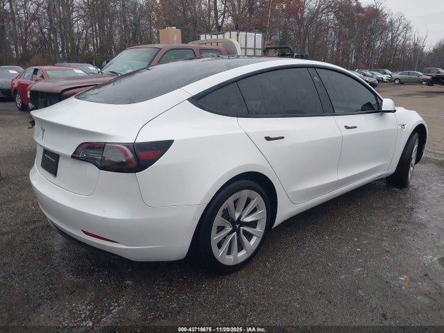 2022 TESLA MODEL 3 5YJ3E1EA8NF303350 Photo 3