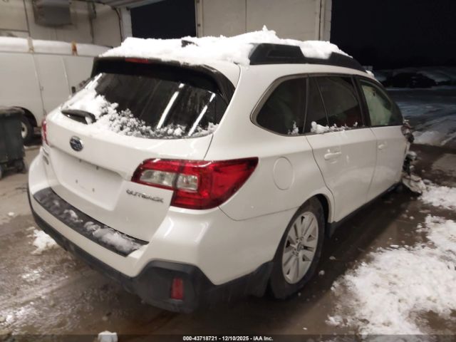 2019 SUBARU OUTBACK 4S4BSAHC3K3303195 Photo 3