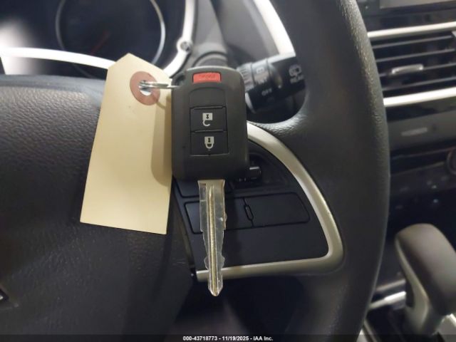 2019 MITSUBISHI ECLIPSE CROSS JA4AT3AA5KZ002789 Photo 10