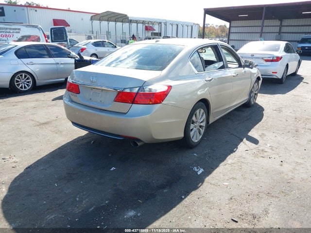 2013 HONDA ACCORD SDN 1HGCR2F82DA189876 Photo 3