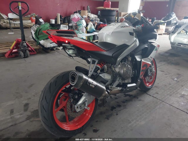 2024 APRILIA RS ZD4KSUR00RS000180 Photo 3