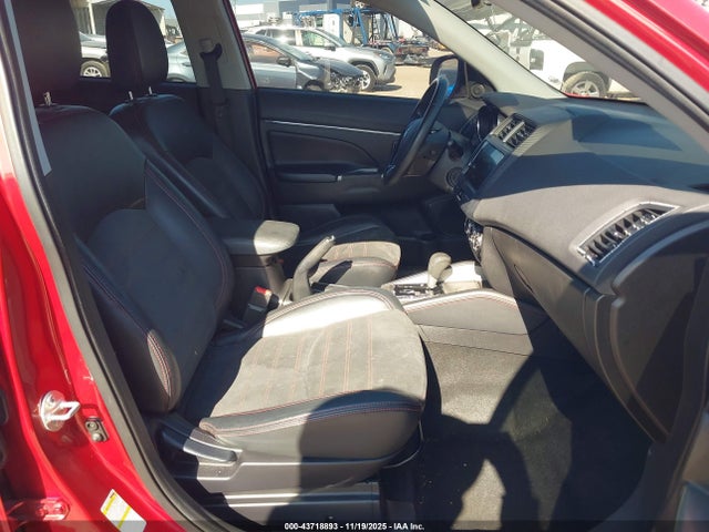 2018 MITSUBISHI OUTLANDER SPORT JA4AP3AW8JU013751 Photo 4