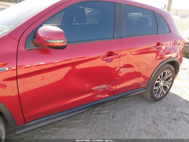 2018 MITSUBISHI OUTLANDER SPORT JA4AP3AW8JU013751 Photo 5