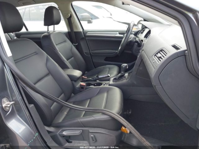2017 VOLKSWAGEN GOLF 3VW217AU1HM066868 Photo 4