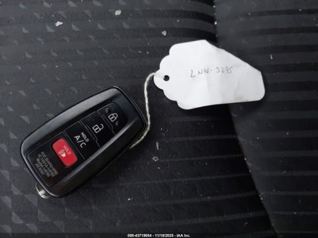 2017 TOYOTA PRIUS PRIME JTDKARFP8H3030632 Photo 10