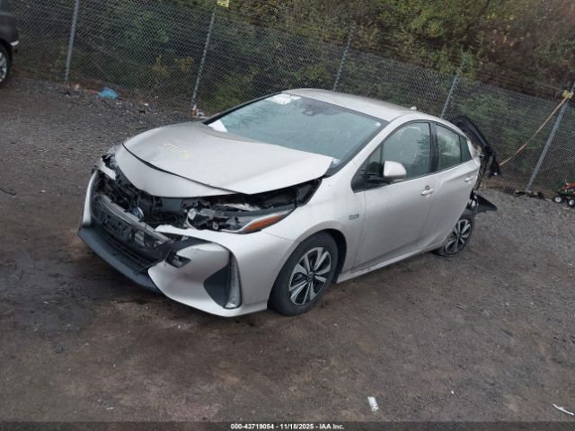 2017 TOYOTA PRIUS PRIME JTDKARFP8H3030632 Photo 1