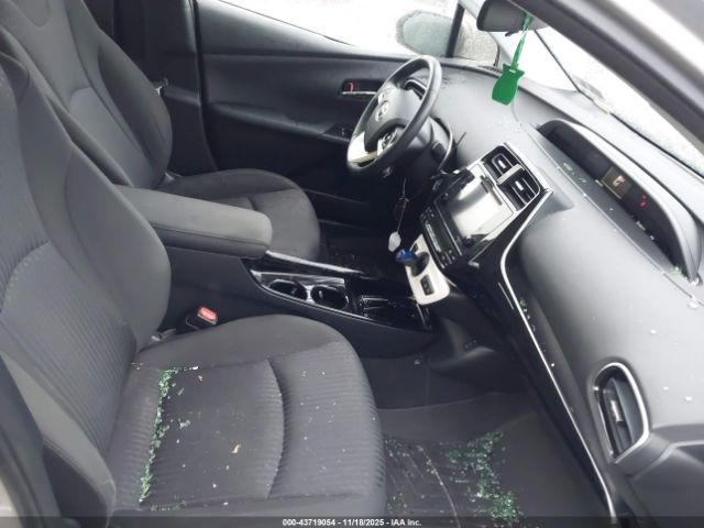 2017 TOYOTA PRIUS PRIME JTDKARFP8H3030632 Photo 4