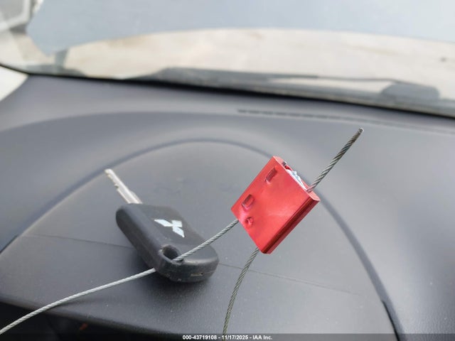 2018 MITSUBISHI MIRAGE G4 ML32F3FJ0JHF03190 Photo 10