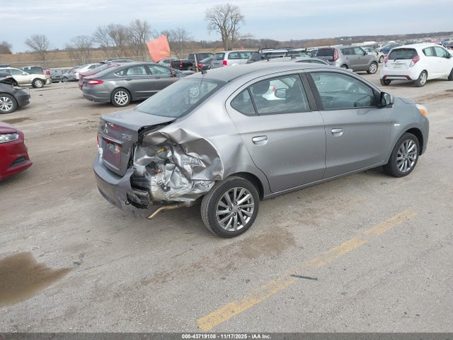 2018 MITSUBISHI MIRAGE G4 ML32F3FJ0JHF03190 Photo 3