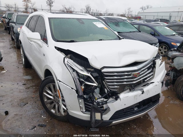 2018 CADILLAC XT5 1GYKNGRSXJZ231972 Photo 5