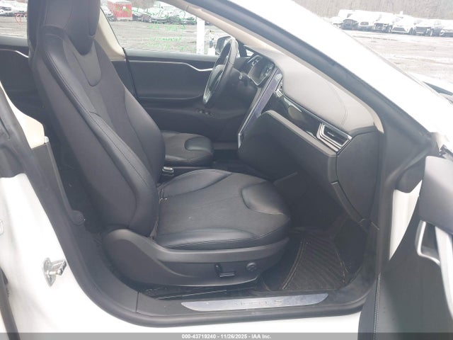 2015 TESLA MODEL S 5YJSA1H21FFP77850 Photo 4