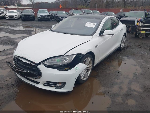 2015 TESLA MODEL S 5YJSA1H21FFP77850 Photo 5