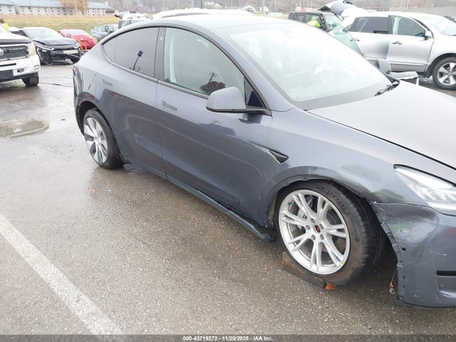 2022 TESLA MODEL Y 7SAYGDEE8NA019026 Photo 5
