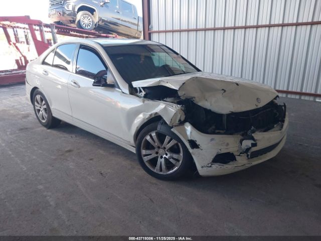 2011 MERCEDES-BENZ C 300 WDDGF5EB5BA418688