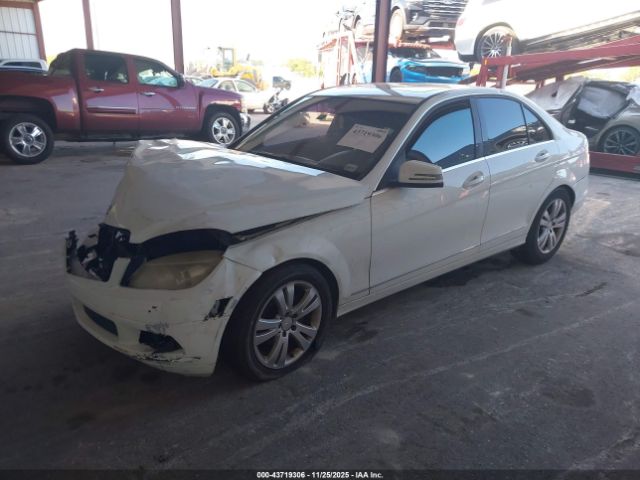 2011 MERCEDES-BENZ C 300 WDDGF5EB5BA418688 Photo 1