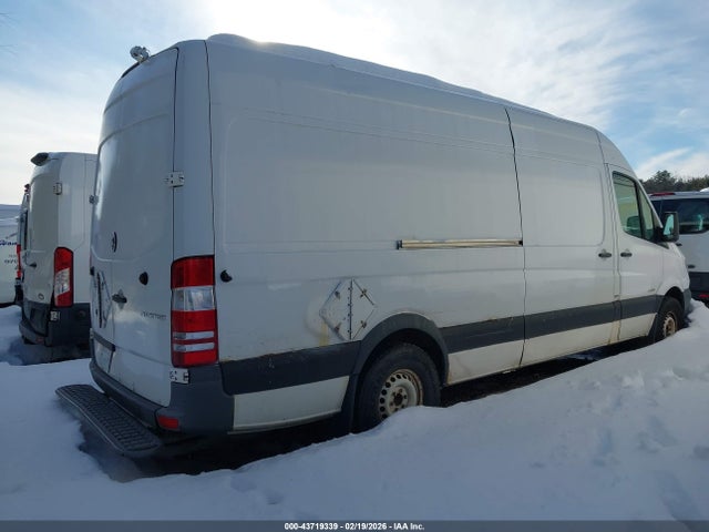 Mercedes-Benz Sprinter 2500 High Roof 2014 WD3PE8DE1E5896818 Image 4