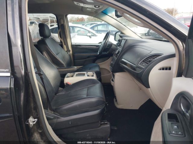 2014 CHRYSLER TOWN & COUNTRY 2C4RC1BG3ER171112 Photo 4