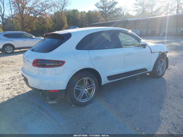 2016 PORSCHE MACAN WP1AB2A55GLB56773 Photo 3