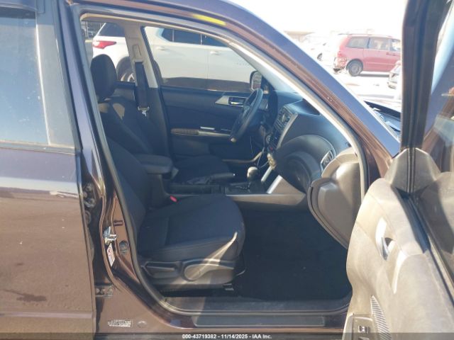 2013 SUBARU FORESTER JF2SHADCXDH433314 Photo 4
