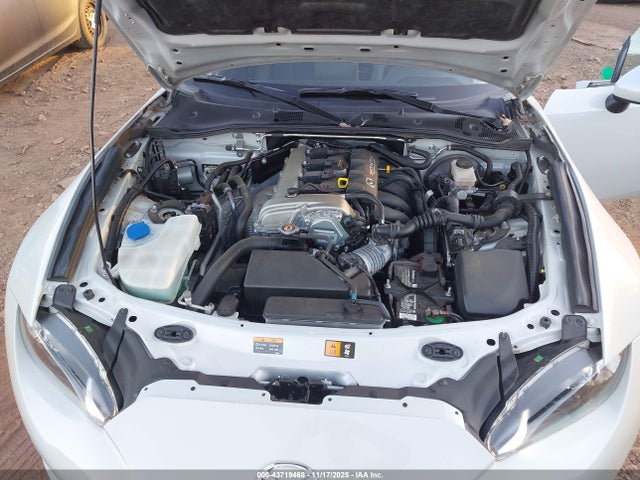 43719468 :رقم المزاد ، JM1NDAD72G0110310 vin ، 2016 Mazda Mx-5 Miata Grand Touring مزاد بيع