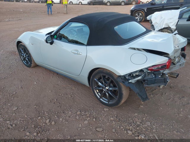 43719468 :رقم المزاد ، JM1NDAD72G0110310 vin ، 2016 Mazda Mx-5 Miata Grand Touring مزاد بيع