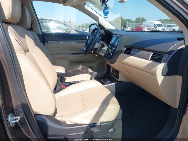 2019 MITSUBISHI OUTLANDER JA4AD3A39KZ012787 Photo 4