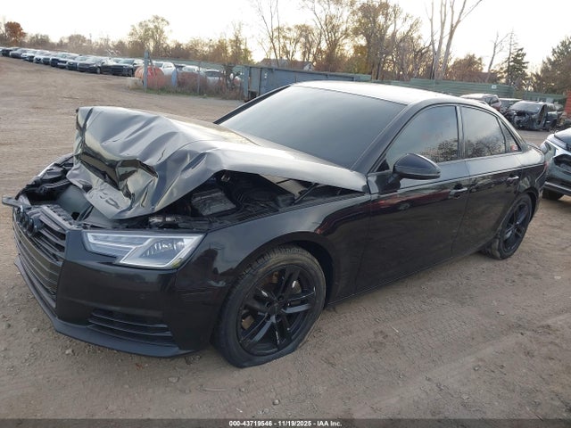 2017 AUDI A4 WAUANAF46HN016785 Photo 1
