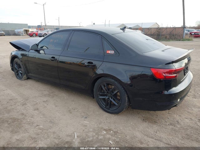 2017 AUDI A4 WAUANAF46HN016785 Photo 2
