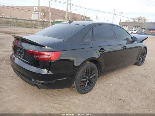 2017 AUDI A4 WAUANAF46HN016785 Photo 3