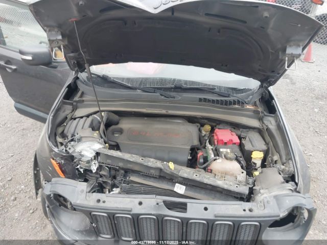 2018 JEEP RENEGADE ZACCJBCB7JPJ02343 Photo 9