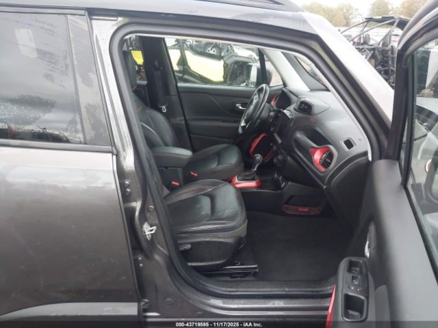 2018 JEEP RENEGADE ZACCJBCB7JPJ02343 Photo 4