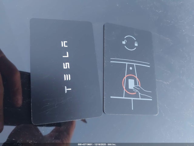 2024 TESLA MODEL S 5YJSA1E53RF542952 Photo 10