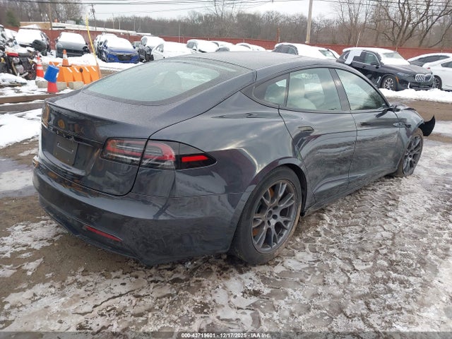 2024 TESLA MODEL S 5YJSA1E53RF542952 Photo 3