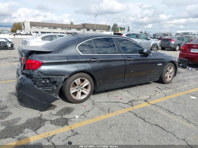 2013 BMW 528I WBAXG5C50DDY35882 Photo 3