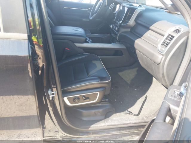 2024 RAM 1500 1C6RREJT7RN205146 Photo 4