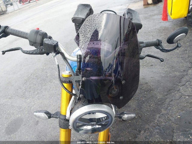 43719618 :رقم المزاد ، SMTT127Y0RNA22456 vin ، 2024 Triumph Motorcycle Speed 400 مزاد بيع