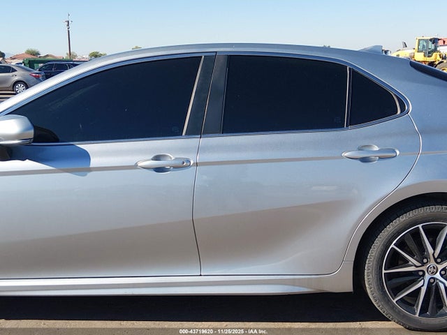 4T1G11AKXNU637149 Toyota CAMRY SE