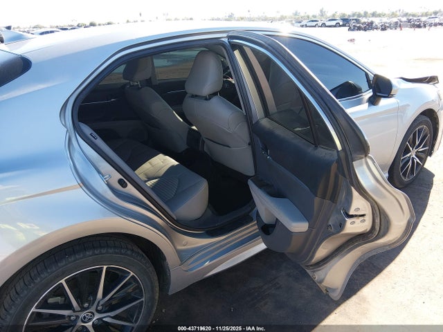 4T1G11AKXNU637149 Toyota CAMRY SE