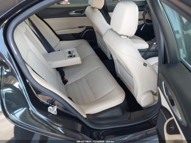 2023 ALFA ROMEO GIULIA ZARFAMBN6P7673941 Photo 7