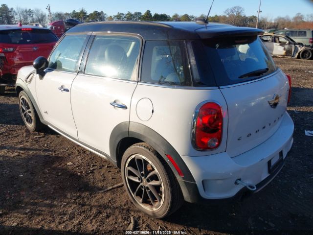 2015 MINI COUNTRYMAN WMWZC5C54FWP45422 Photo 2